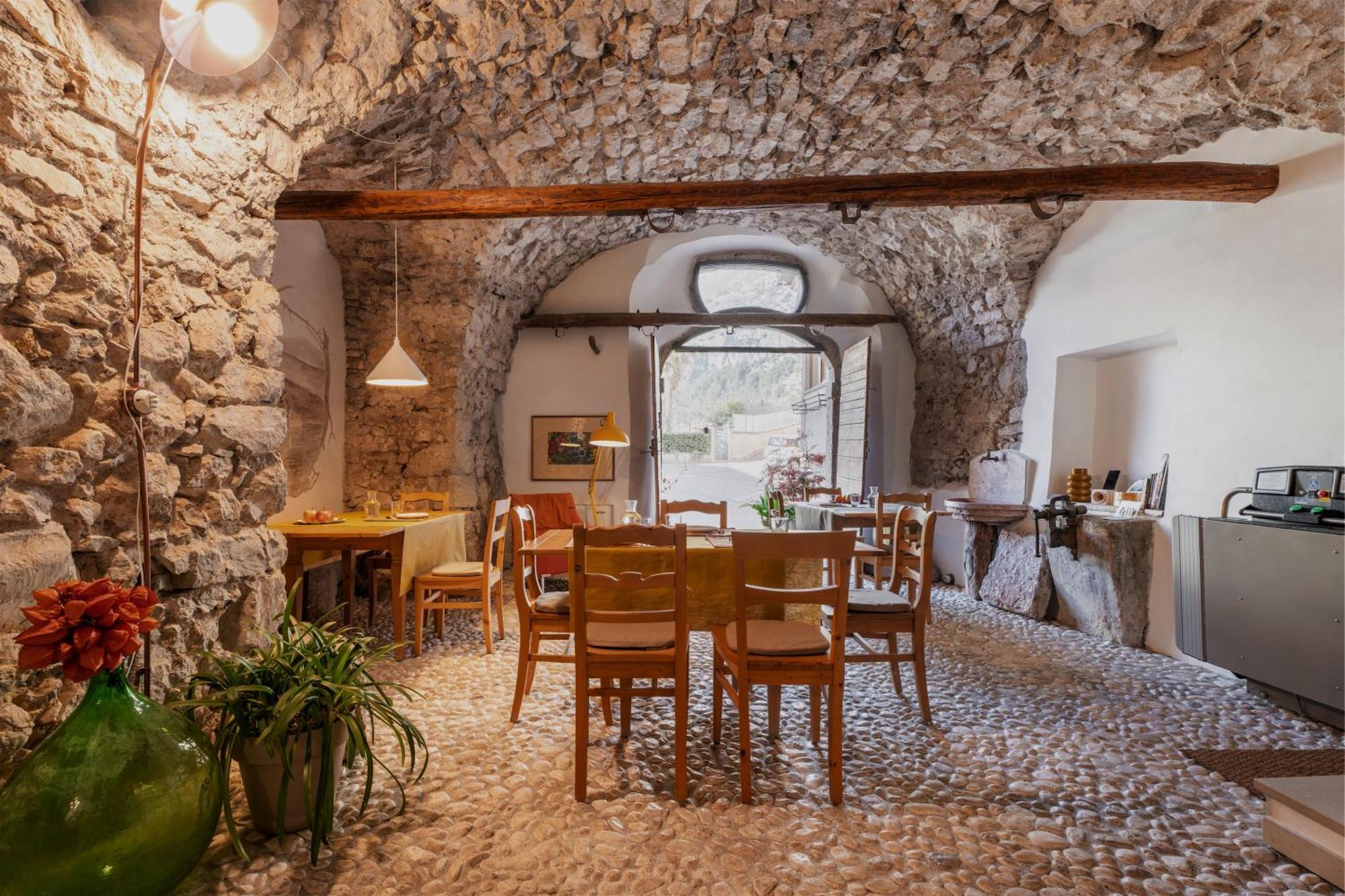 Pietra Rara Apartments Pietramurata Bagian luar foto