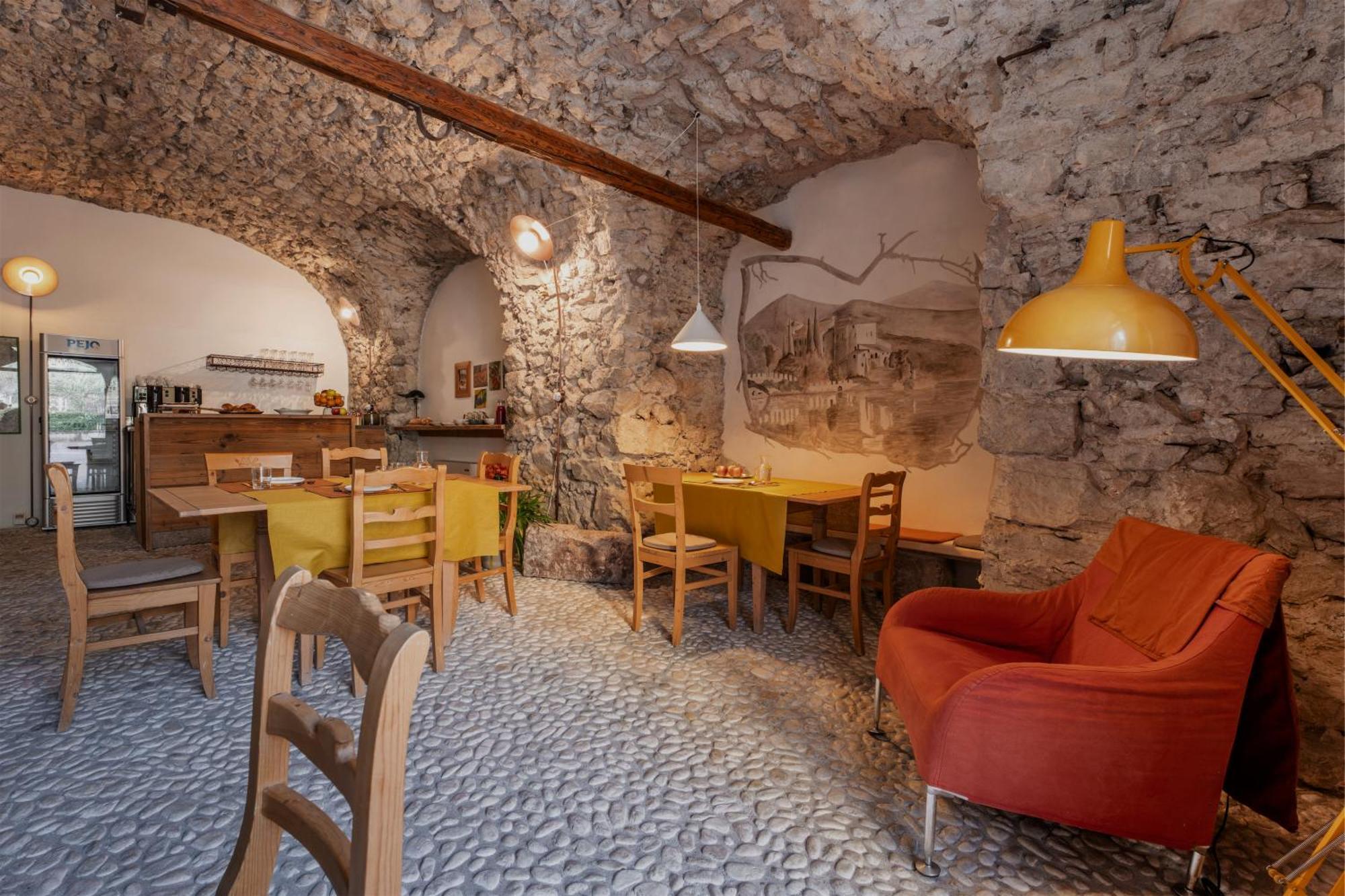 Pietra Rara Apartments Pietramurata Bagian luar foto