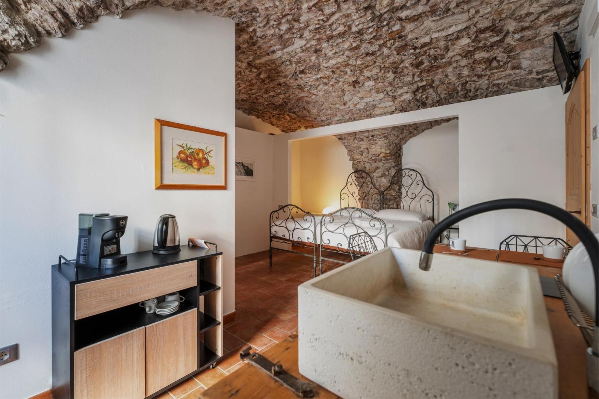 Pietra Rara Apartments Pietramurata Bagian luar foto