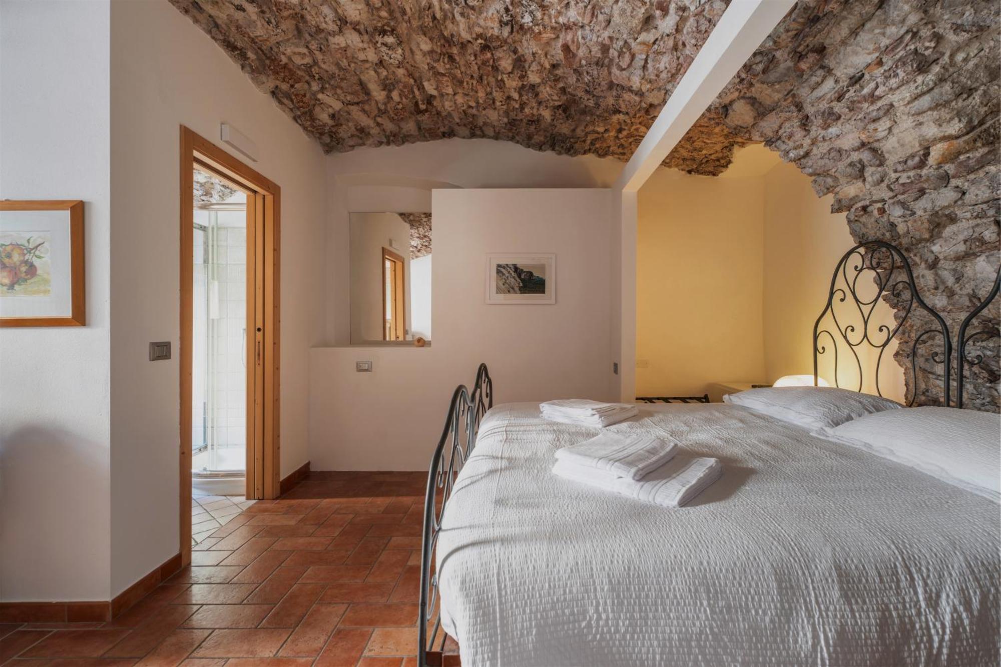 Pietra Rara Apartments Pietramurata Bagian luar foto
