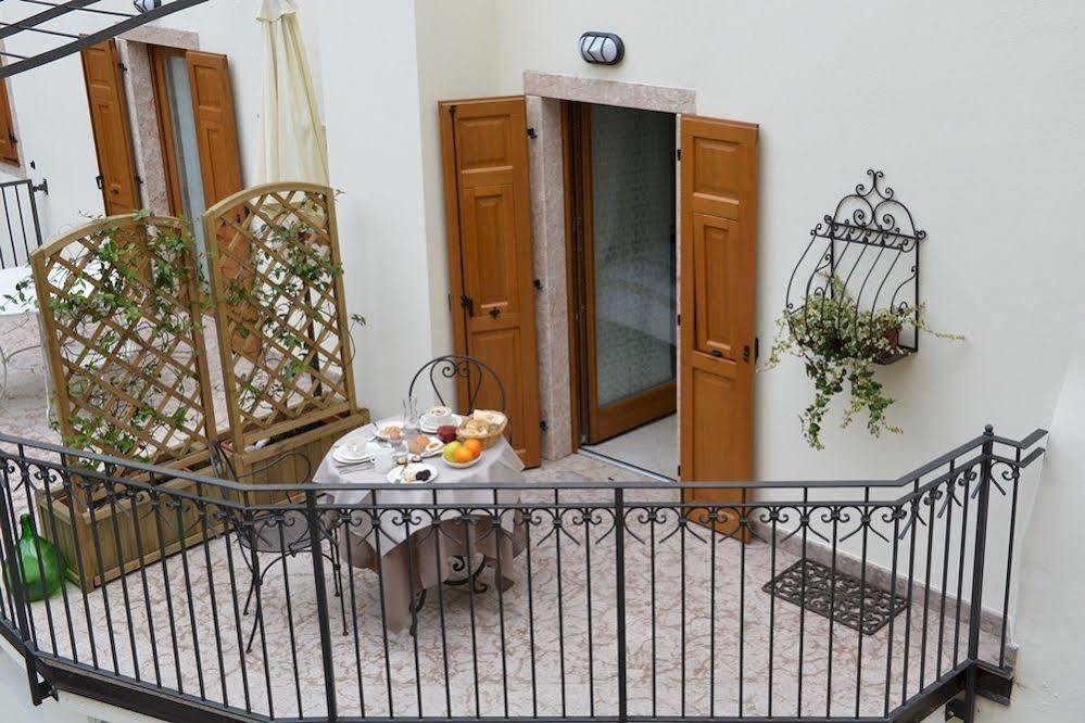 Pietra Rara Apartments Pietramurata Bagian luar foto